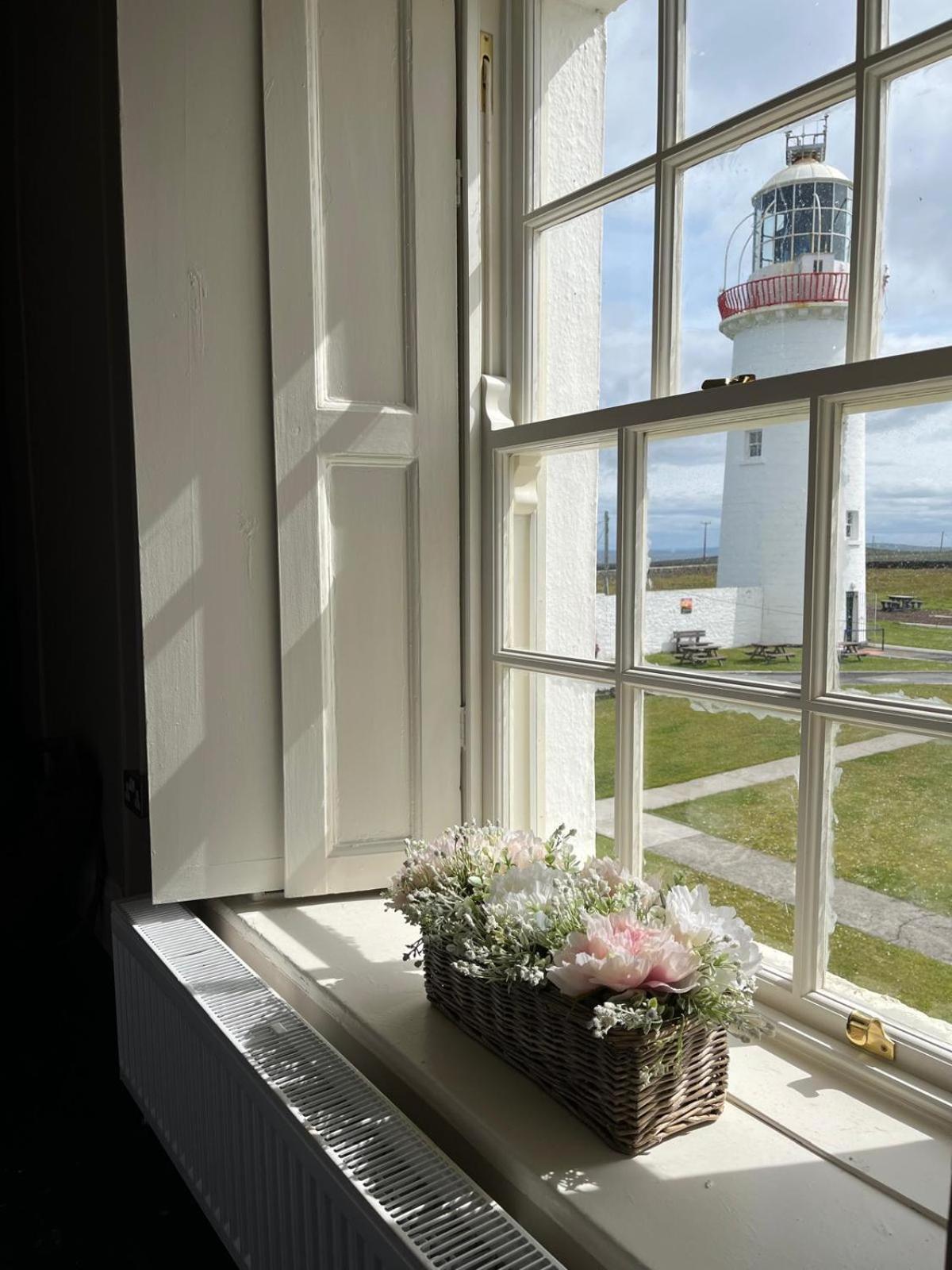 Loop Head Lighthouse Attendant'S Cottage Kilbaha ภายนอก รูปภาพ