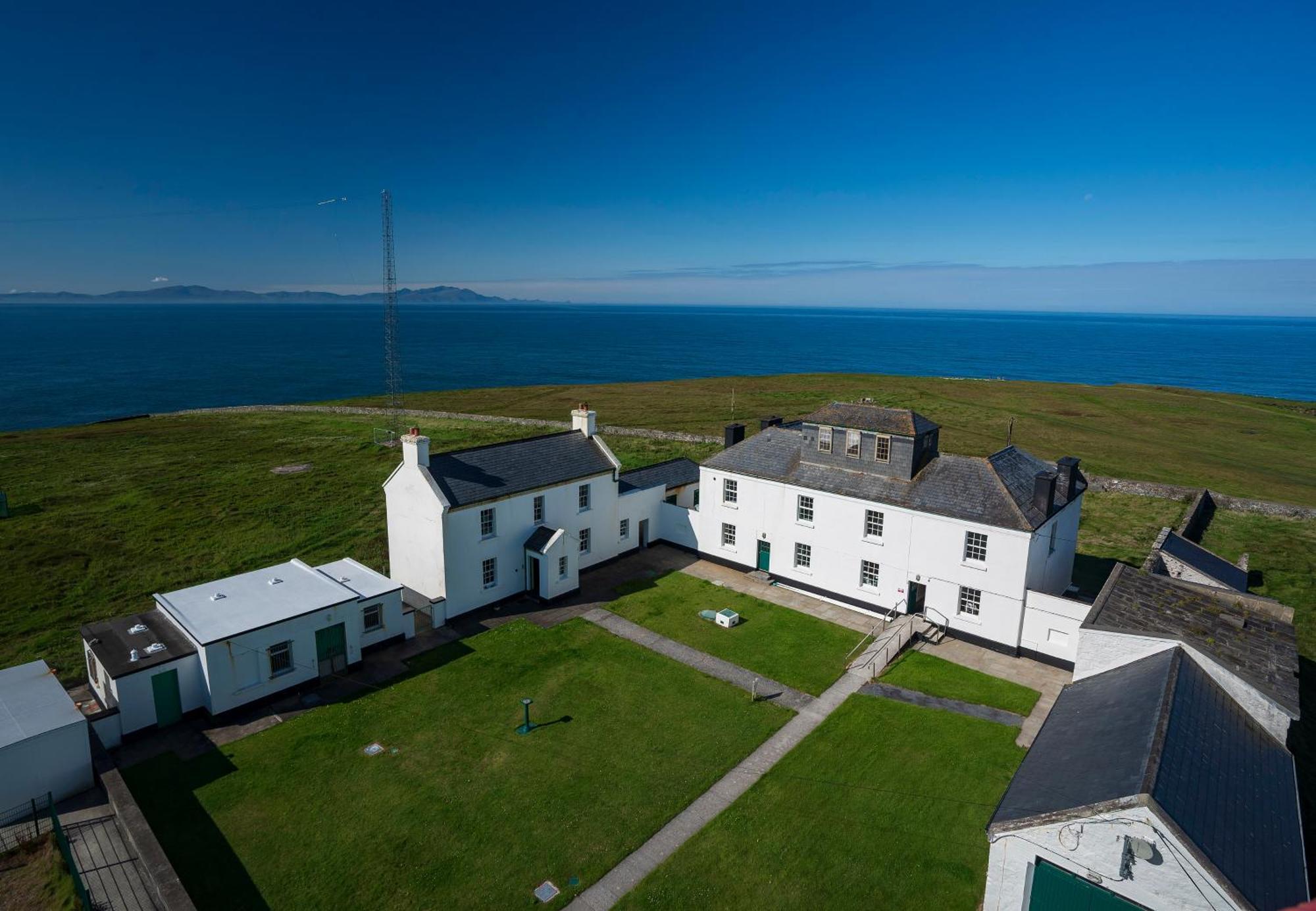 Loop Head Lighthouse Attendant'S Cottage Kilbaha ภายนอก รูปภาพ